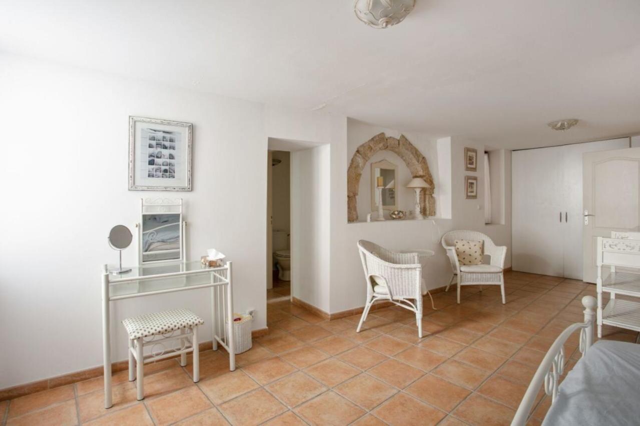 Willa Charming And Quaint 2-Bed House In Marseillan Zewnętrze zdjęcie
